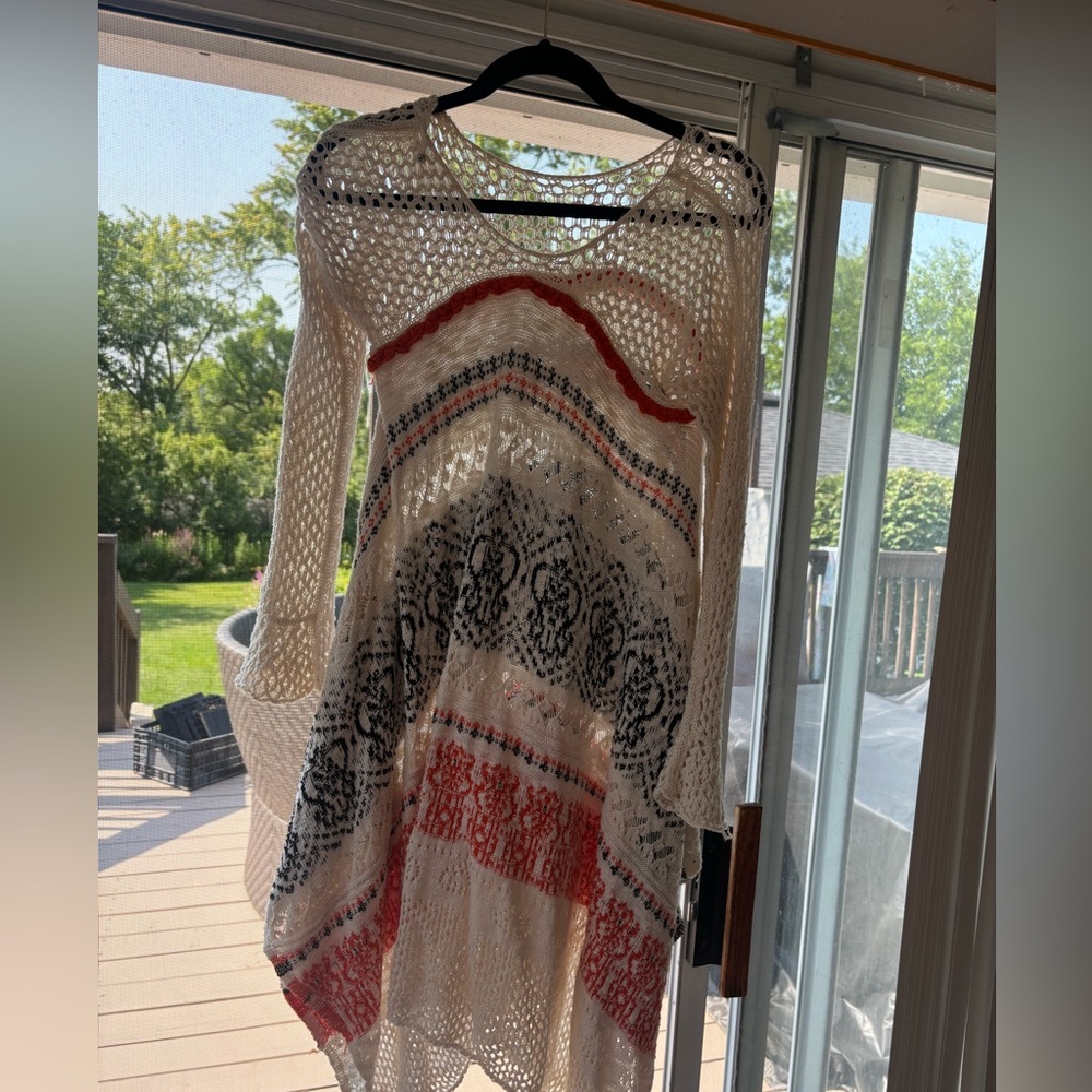 Sleeping on the snow Free people cover up